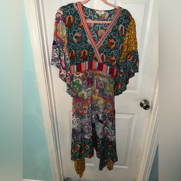 Umgee Dresses & Skirts - Umgee Multicolor Floral Paisley Boho Dress Size L
